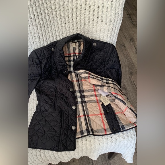 Burberry jacket - Picture 2 of 7